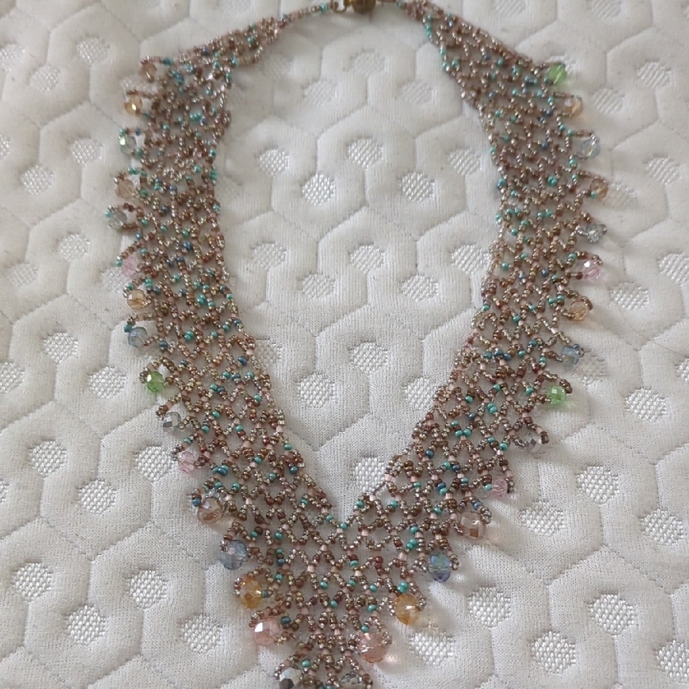 Elegant Multicolor Beaded Necklace